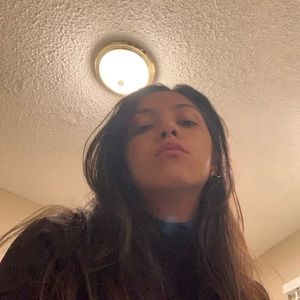 Meet your Posher, Ana iris